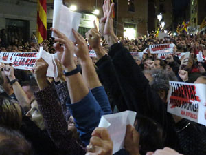 Jornada de vaga general 8N. Concentraci&oacute; a la pla&ccedil;a del Vi