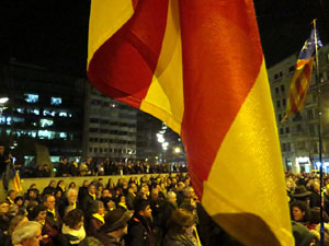 Concentraci&oacute; davant la delegaci&oacute; del govern espanyol convocada pel Comit&egrave; de Defensa de la Rep&uacute;blica (CDR) de Catalunya