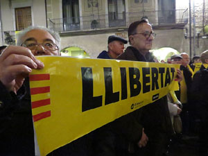 Concentraci&oacute; a la pla&ccedil;a del Vi per la llibertat dels presos pol&iacute;tics