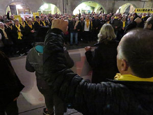 Concentraci&oacute; a la pla&ccedil;a del Vi per la llibertat dels presos pol&iacute;tics
