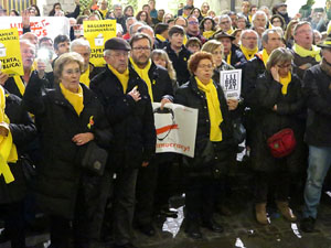 Concentraci&oacute; a la pla&ccedil;a del Vi per la llibertat dels presos pol&iacute;tics