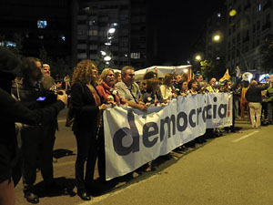 Concentraci&oacute; a la pla&ccedil;a de la Constituci&oacute; convocada per la plataforma Girona Vota a favor del Refer&egrave;ndum