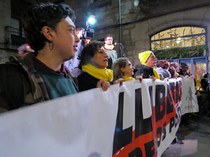 Concentraci&oacute; a la pla&ccedil;a del Vi de protesta pels tres mesos de pres&oacute; de Jordi S&agrave;nchez i Jordi Cuixart