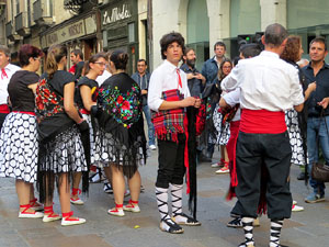 Fires 2017. Ball de gitanes de Montmel&oacute; a la pla&ccedil;a del Vi