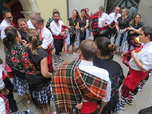 Fires 2017. Ball de gitanes de Montmel&oacute; a la pla&ccedil;a del Vi