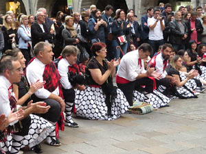 Fires 2017. Ball de gitanes de Montmel&oacute; a la pla&ccedil;a del Vi