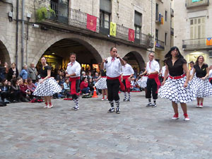 Fires 2017. Ball de gitanes de Montmel&oacute; a la pla&ccedil;a del Vi