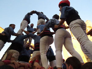 Fires 2017. Els Castells de Vig&iacute;lia a la pla&ccedil;a de Sant Feliu, amb els Marrecs de Salt, la Colla Castellera Esperxats de l'Estany i els Castellers d'Andorra