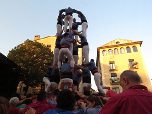 Fires 2017. Els Castells de Vig&iacute;lia a la pla&ccedil;a de Sant Feliu, amb els Marrecs de Salt, la Colla Castellera Esperxats de l'Estany i els Castellers d'Andorra