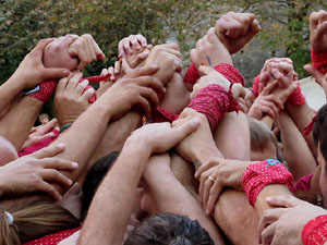 Fires 2017. Els Castells de Vig&iacute;lia a la pla&ccedil;a de Sant Feliu, amb els Marrecs de Salt, la Colla Castellera Esperxats de l'Estany i els Castellers d'Andorra
