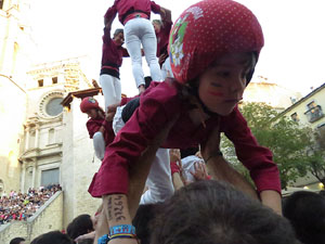 Fires 2017. Els Castells de Vig&iacute;lia a la pla&ccedil;a de Sant Feliu, amb els Marrecs de Salt, la Colla Castellera Esperxats de l'Estany i els Castellers d'Andorra