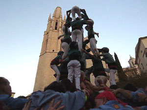 Fires 2017. Els Castells de Vig&iacute;lia a la pla&ccedil;a de Sant Feliu, amb els Marrecs de Salt, la Colla Castellera Esperxats de l'Estany i els Castellers d'Andorra
