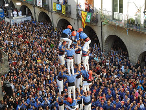 Fires 2017. La Diada Castellera a la pla&ccedil;a del Vi, amb els Marrecs de Salt, els Capgrossos de Matar&oacute; i els Minyons de Terrass