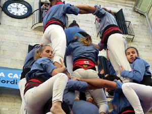 Fires 2017. La Diada Castellera a la pla&ccedil;a del Vi, amb els Marrecs de Salt, els Capgrossos de Matar&oacute; i els Minyons de Terrass
