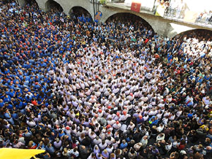 Fires 2017. La Diada Castellera a la pla&ccedil;a del Vi, amb els Marrecs de Salt, els Capgrossos de Matar&oacute; i els Minyons de Terrass