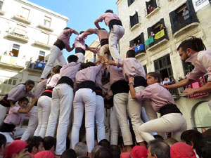Fires 2017. La Diada Castellera a la pla&ccedil;a del Vi, amb els Marrecs de Salt, els Capgrossos de Matar&oacute; i els Minyons de Terrass