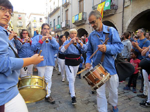 Fires 2017. La Diada Castellera a la pla&ccedil;a del Vi, amb els Marrecs de Salt, els Capgrossos de Matar&oacute; i els Minyons de Terrass