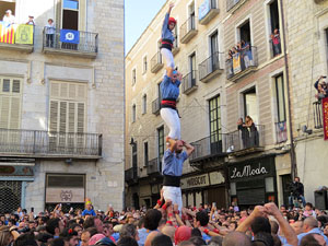 Fires 2017. La Diada Castellera a la pla&ccedil;a del Vi, amb els Marrecs de Salt, els Capgrossos de Matar&oacute; i els Minyons de Terrass