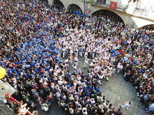 Fires 2017. La Diada Castellera a la pla&ccedil;a del Vi, amb els Marrecs de Salt, els Capgrossos de Matar&oacute; i els Minyons de Terrass