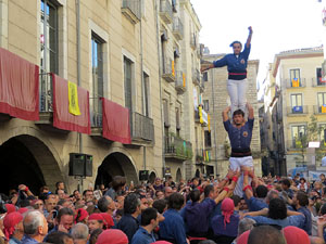 Fires 2017. La Diada Castellera a la pla&ccedil;a del Vi, amb els Marrecs de Salt, els Capgrossos de Matar&oacute; i els Minyons de Terrass