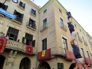 Fires 2017. La Diada Castellera a la pla&ccedil;a del Vi, amb els Marrecs de Salt, els Capgrossos de Matar&oacute; i els Minyons de Terrass