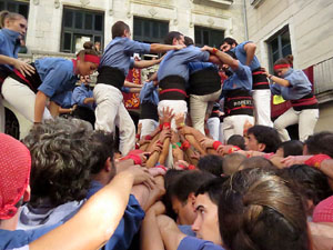 Fires 2017. La Diada Castellera a la pla&ccedil;a del Vi, amb els Marrecs de Salt, els Capgrossos de Matar&oacute; i els Minyons de Terrass