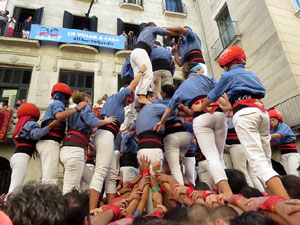 Fires 2017. La Diada Castellera a la pla&ccedil;a del Vi, amb els Marrecs de Salt, els Capgrossos de Matar&oacute; i els Minyons de Terrass