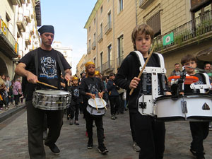 Fires 2017. Passejada amb la Mula Baba i teatre de titelles a la Rambla de la Llibertat