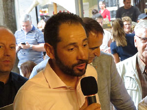 Fires 2017. Col&middot:locaci&oacute; d'una placa commemorativa de l'ascens del Girona FC a primera divisi&oacute; a l'antic caf&egrave; Norat, a la Rambla de la Llibertat