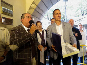 Fires 2017. Col&middot:locaci&oacute; d'una placa commemorativa de l'ascens del Girona FC a primera divisi&oacute; a l'antic caf&egrave; Norat, a la Rambla de la Llibertat