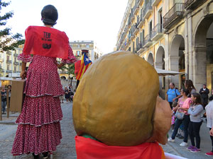 Fires 2017. Preg&oacute; de Fires. La cercavila de gegants i capgrossos fins la pla&ccedil;a del Vi
