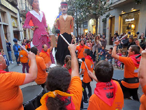 Fires 2017. Preg&oacute; de Fires. La cercavila de gegants i capgrossos fins la pla&ccedil;a del Vi