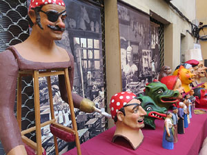 Fires 2017. 29a. Trobada d'Artesans, Brocanters i Antiquaris a diversos carrers i places de la ciutat