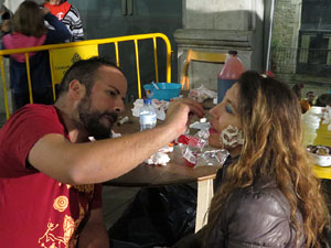 Fires 2017. 6a. Zombie Walk de Girona dins el festival Acocollona't