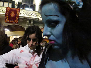 Fires 2017. 6a. Zombie Walk de Girona dins el festival Acocollona't