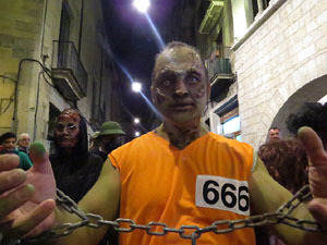 Fires 2017. 6a. Zombie Walk de Girona dins el festival Acocollona't