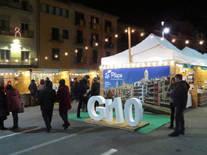 Girona10 2018. Fira de gastronomia i artesania a la pla&ccedil;a Catalunya