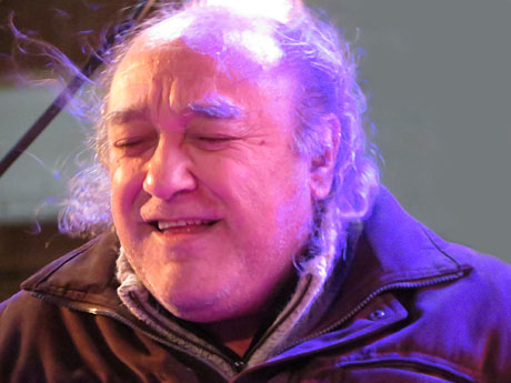 Concert de Sandra Fern i Nito Figueras a l'escenari de la pla&ccedil;a Catalunya