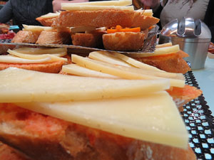 Girona10 2018. Tastets gastron&ograve;mics al Mercat del Lle&oacute; de Girona