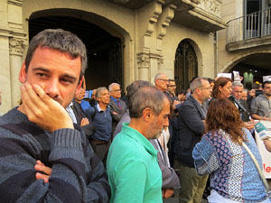 Concentraci&oacute; a la pla&ccedil;a del Vi en protesta per l'empresonament de Cuixart i S&aacute;nchez