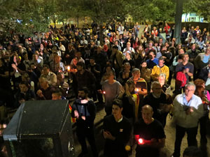 Concentraci&oacute; a la pla&ccedil;a de la Constituci&oacute; en protesta per l'empresonament de Cuixart i S&aacute;nchez