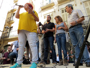 Concentraci&oacute; a la pla&ccedil;a del Vi i manifestaci&oacute; 'Cap pas enrere'