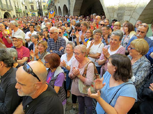 Concentraci&oacute; a la pla&ccedil;a del Vi i manifestaci&oacute; 'Cap pas enrere'