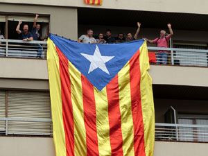 Manifestaci&oacute; 'Els col&middot;legis, sempre nostres!' davant la seu de la Generalitat de Catalunya