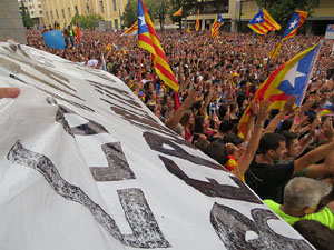 Manifestaci&oacute; 'Els col&middot;legis, sempre nostres!' davant la seu de la Generalitat de Catalunya