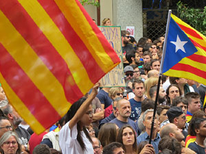 Manifestaci&oacute; 'Els col&middot;legis, sempre nostres!' davant la seu de la Generalitat de Catalunya