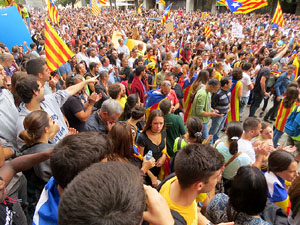 Manifestaci&oacute; 'Els col&middot;legis, sempre nostres!' davant la seu de la Generalitat de Catalunya