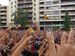 Manifestaci&oacute; 'Els col&middot;legis, sempre nostres!' davant la seu de la Generalitat de Catalunya