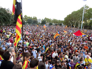 Manifestaci&oacute; 'Rep&uacute;blica!' pels carrers de la ciutat i el Parc de la Devesa