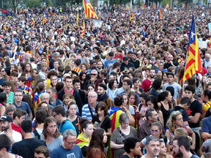Manifestaci&oacute; 'Rep&uacute;blica!' pels carrers de la ciutat i el Parc de la Devesa